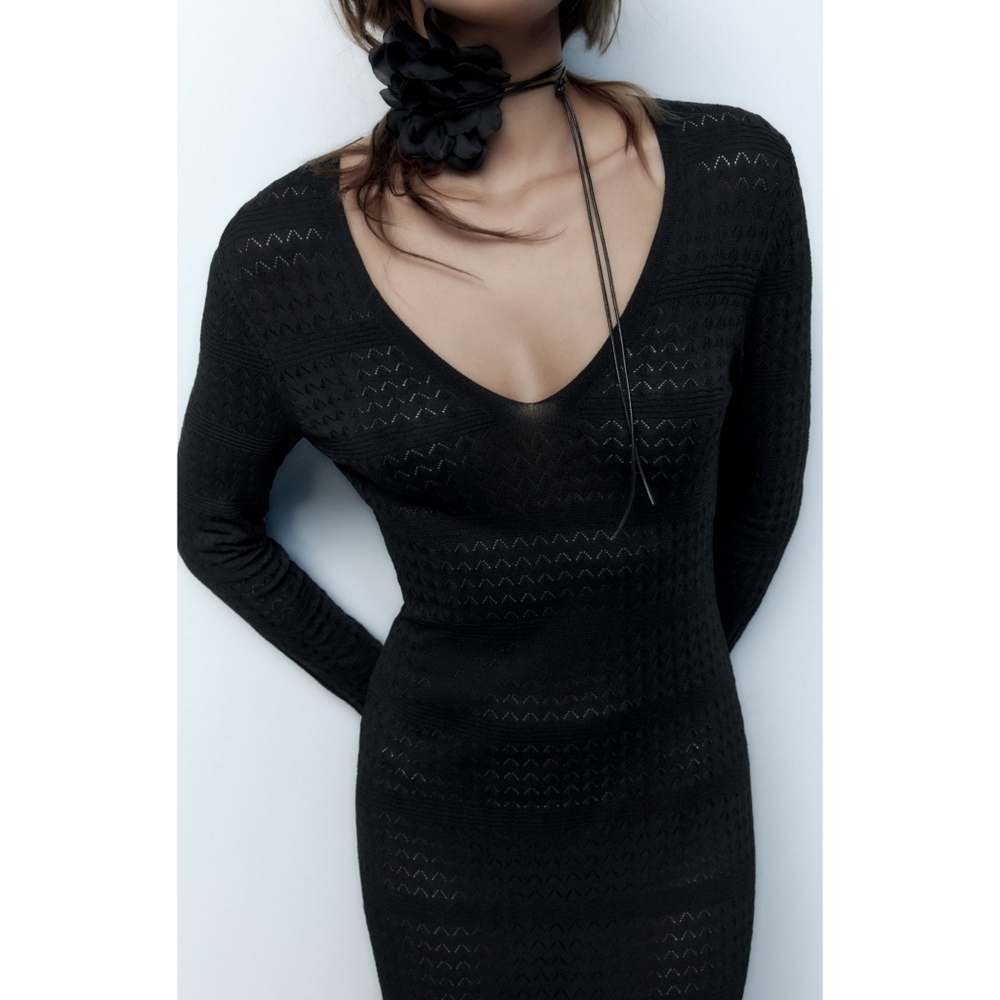 ZARA // ltd ed black pointelle knit plunge long sleeve a-line maxi dress - Picture 11 of 16